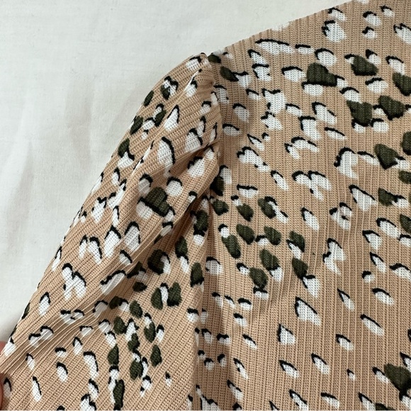 Zenane Womens
Mink - Multi - Crew neck - Unlined - Modest Dress Size 44: 12(US) - Picture 8 of 15